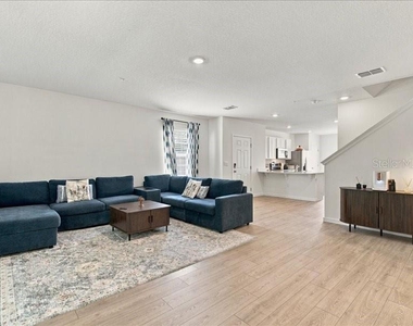 3421 Wye Oak Drive - Photo Thumbnail 11