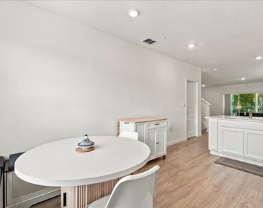 3421 Wye Oak Drive - Photo Thumbnail 14
