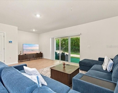 3421 Wye Oak Drive - Photo Thumbnail 9