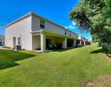 3421 Wye Oak Drive - Photo Thumbnail 2