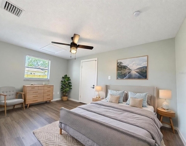 326 E Palmetto Avenue - Photo Thumbnail 9