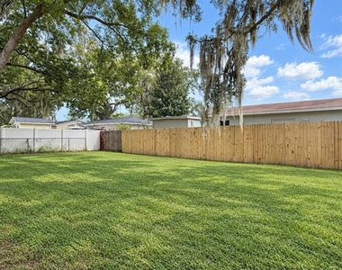 326 E Palmetto Avenue - Photo Thumbnail 15