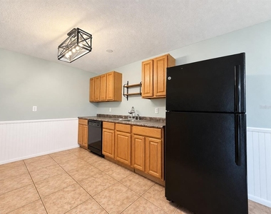 326 E Palmetto Avenue - Photo Thumbnail 5