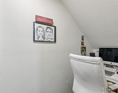 9461 Tawnyberry Street - Photo Thumbnail 15