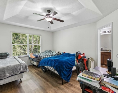 9461 Tawnyberry Street - Photo Thumbnail 4