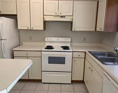 5448 E Michigan Street - Photo Thumbnail 4
