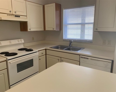 5448 E Michigan Street - Photo Thumbnail 5