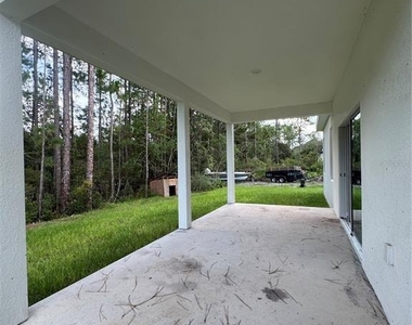 41346 Persimmon Street - Photo Thumbnail 11