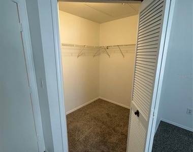 413 Summit Ridge Place - Photo Thumbnail 7
