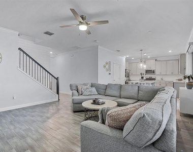 1123 Dora Parc Lane - Photo Thumbnail 13