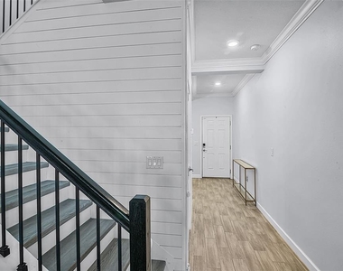 1123 Dora Parc Lane - Photo Thumbnail 3