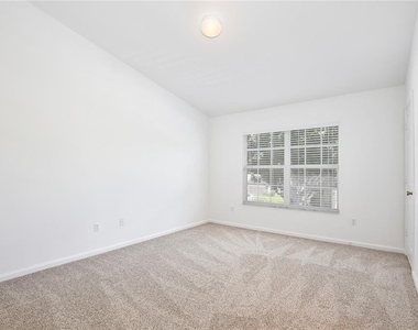 6080 Twain Street - Photo Thumbnail 20