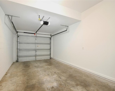 6080 Twain Street - Photo Thumbnail 25