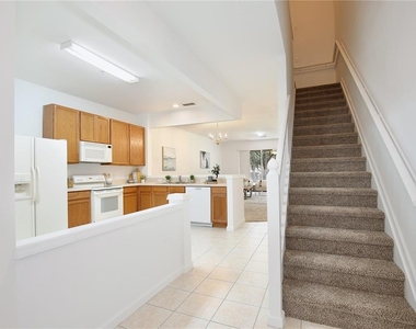 6080 Twain Street - Photo Thumbnail 5