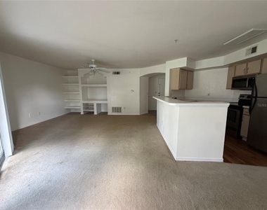 7250 Westpointe Boulevard - Photo Thumbnail 5