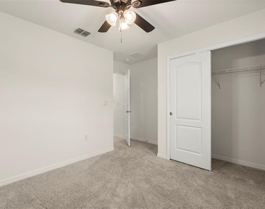 3934 Axis Valley Place - Photo Thumbnail 19