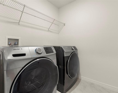 3934 Axis Valley Place - Photo Thumbnail 29
