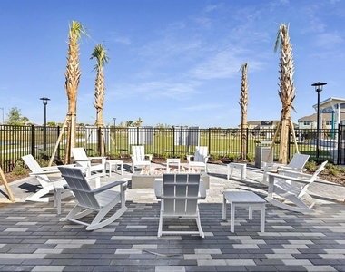 13366 Generations Avenue - Photo Thumbnail 12