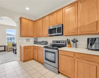 2654 Marg Lane - Photo Thumbnail 9