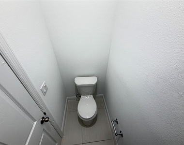 2481 San Filippo Drive Se - Photo Thumbnail 15