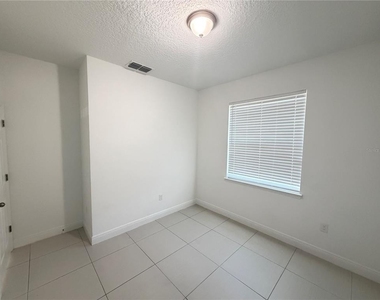 2481 San Filippo Drive Se - Photo Thumbnail 5