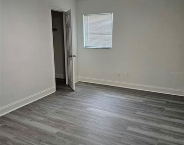 618 Jupiter Way - Photo Thumbnail 7