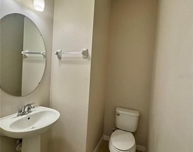 3536 Brighton Park Circle - Photo Thumbnail 5