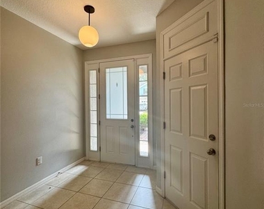 3536 Brighton Park Circle - Photo Thumbnail 2