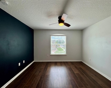 3536 Brighton Park Circle - Photo Thumbnail 23