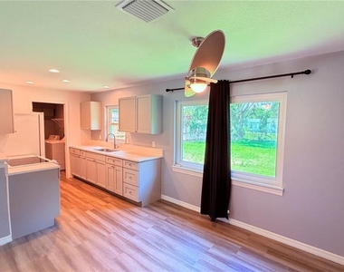 5130 Lescot Lane - Photo Thumbnail 3