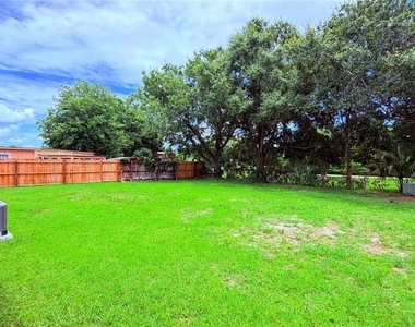 5130 Lescot Lane - Photo Thumbnail 14