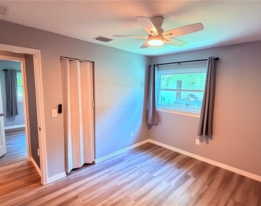 5130 Lescot Lane - Photo Thumbnail 10