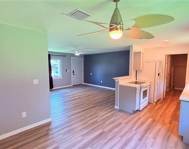 5130 Lescot Lane - Photo Thumbnail 4