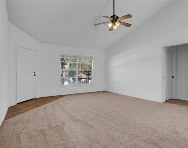 3651 N Goldenrod Road - Photo Thumbnail 3
