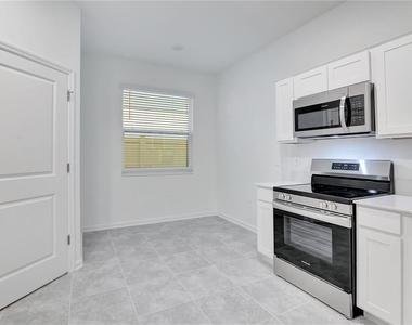 1676 Teagan Lane - Photo Thumbnail 6