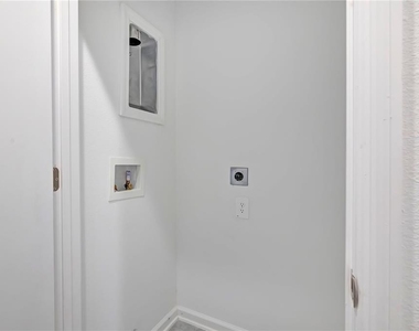 1676 Teagan Lane - Photo Thumbnail 29