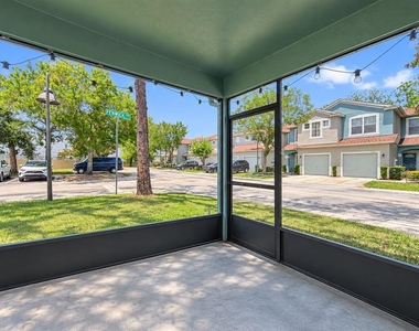 2048 Schuller Way - Photo Thumbnail 6