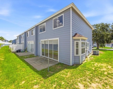 102 Mango Drive - Photo Thumbnail 22