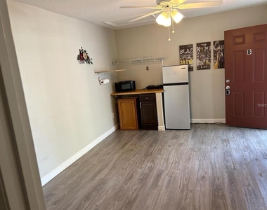 319 Orchid Drive - Photo Thumbnail 4
