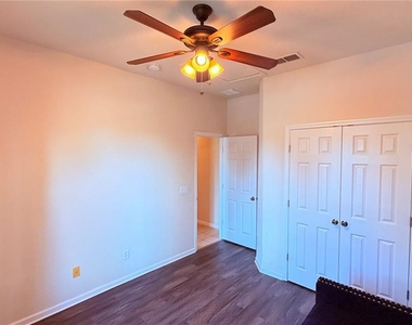 4986 Thames Street W - Photo Thumbnail 24