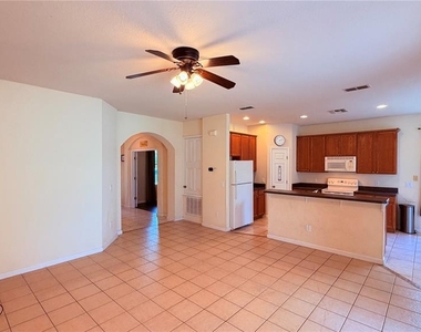 4986 Thames Street W - Photo Thumbnail 9