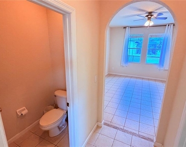 4986 Thames Street W - Photo Thumbnail 17