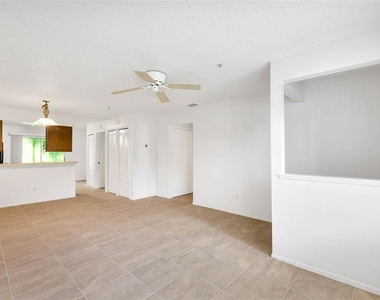 117 Reserve Circle - Photo Thumbnail 2