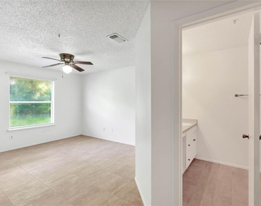 117 Reserve Circle - Photo Thumbnail 6