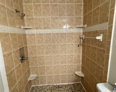 2201 Cascades Boulevard - Photo Thumbnail 5