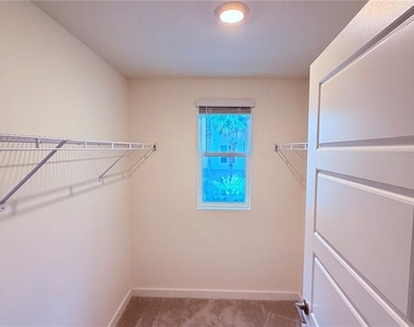 77 Myrtle Street - Photo Thumbnail 23