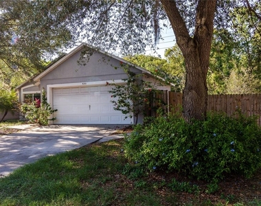 5201 Yaupon Street - Photo Thumbnail 1