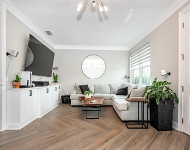 5611 Superior Drive - Photo Thumbnail 29