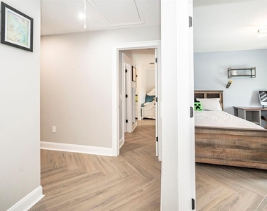 5611 Superior Drive - Photo Thumbnail 27