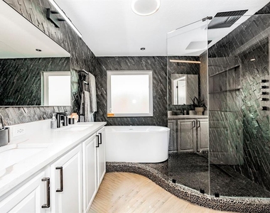 5611 Superior Drive - Photo Thumbnail 11